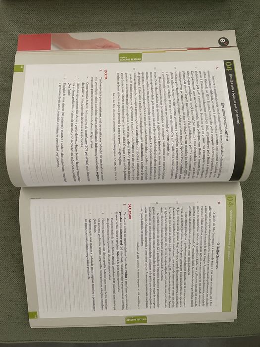 Caderno de Atividades, Trabalhar com Palavras 10, Português