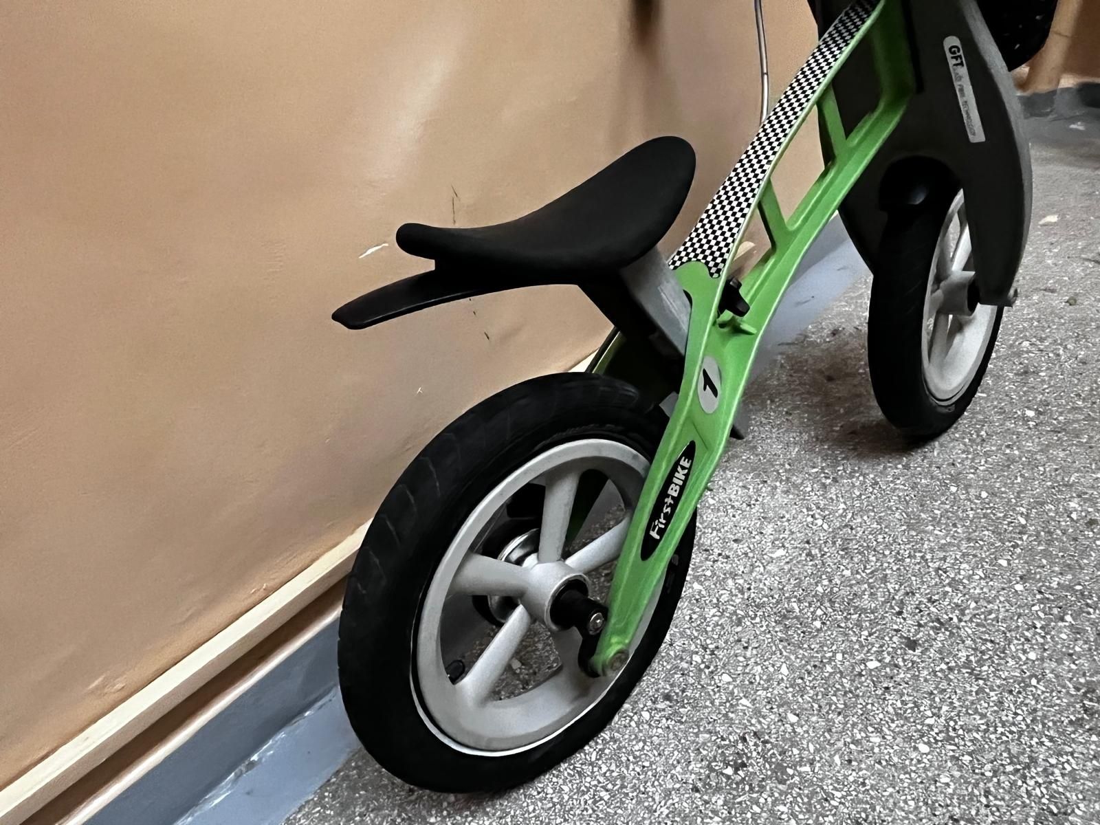 Rowerek biegowy First bike edition green, model zielony