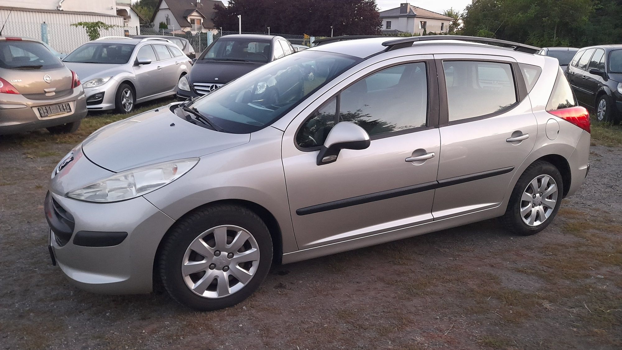 Peugeot 207 SW 1,6 HDI klima zarejestrowany 1 właściciel Prywatny !!