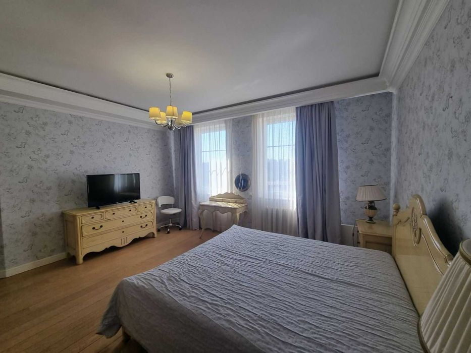 БЕЗ КОМІСІЇ здам 4 кім кв. вул. Гетьмана Скоропадського(Толстого) 39