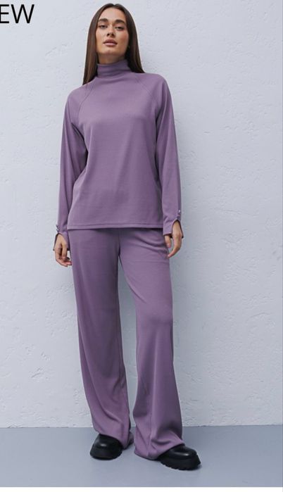 Костюм утеплений бузкового кольору