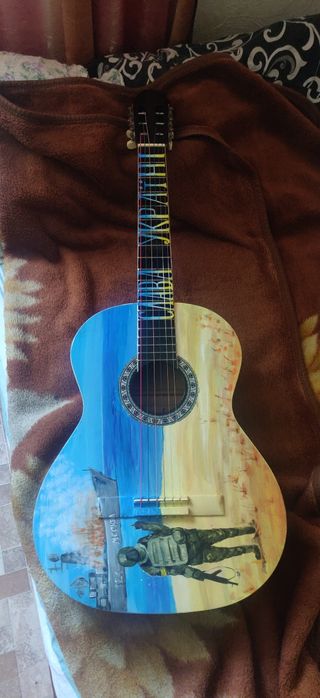 Гітара з розписом