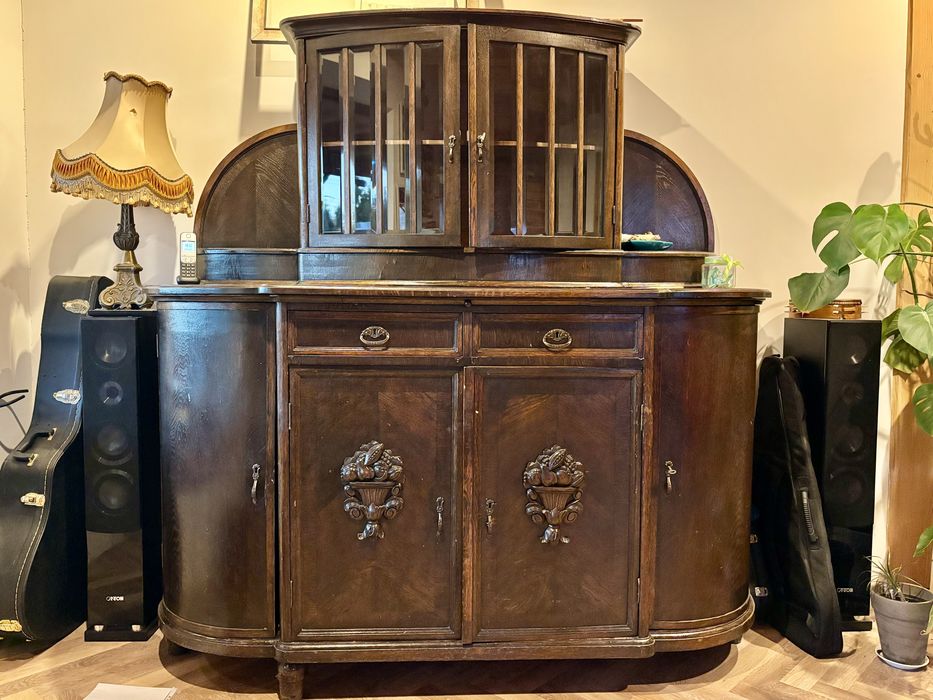 Stylowy kredens art deco