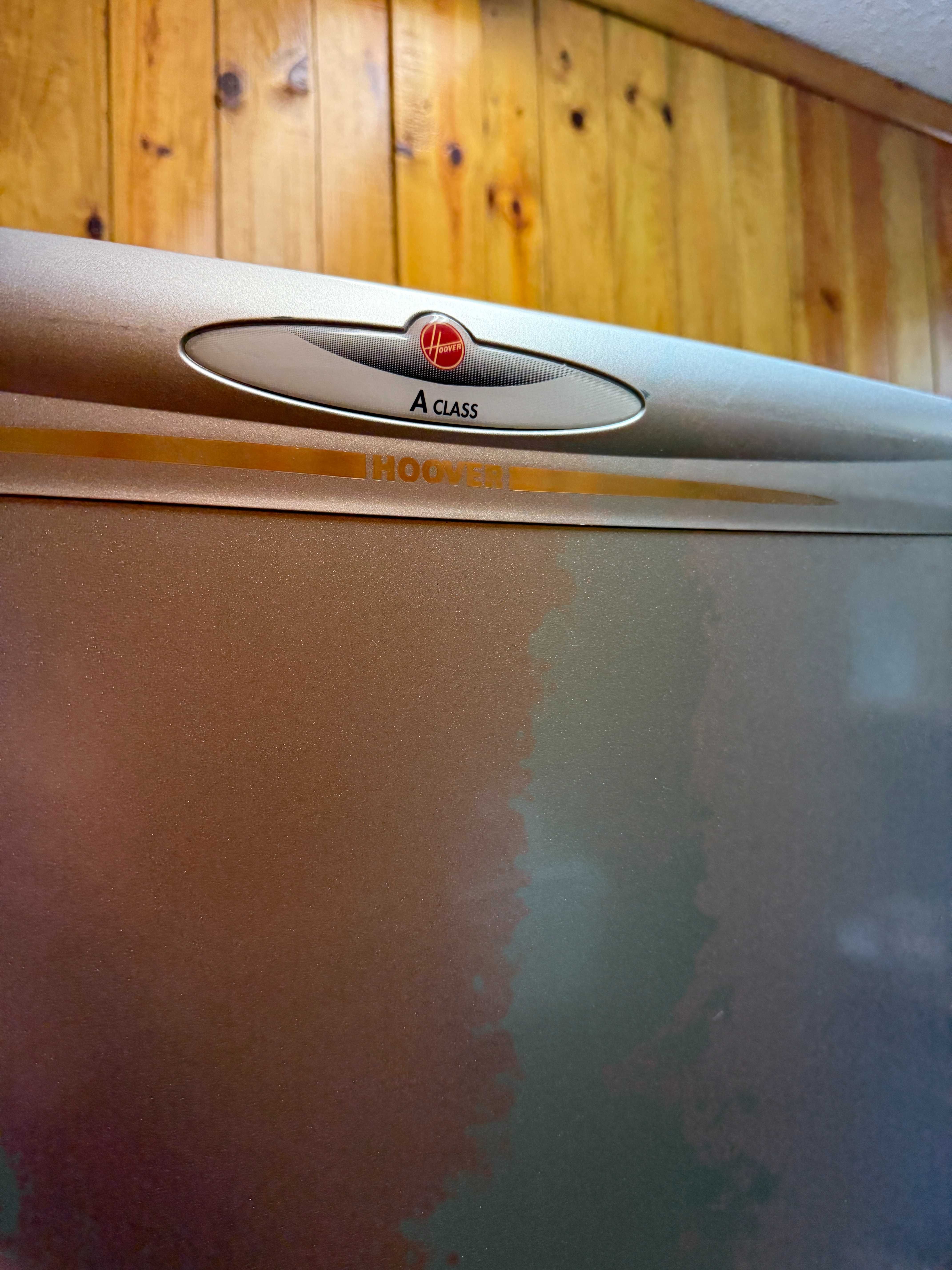 Frigorífico Combinado Hoover A Class – Inox com Dispensador de Água