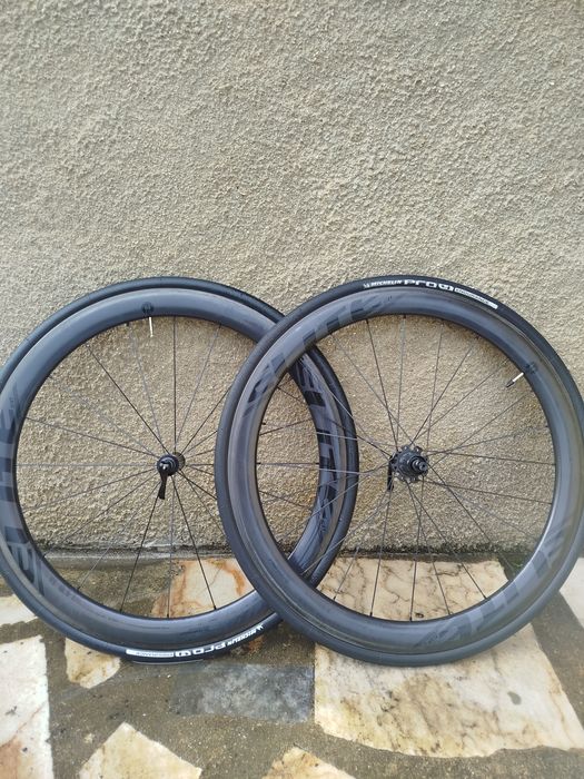 Rodas em carbono perfil 50