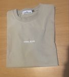 T-shirt stone island