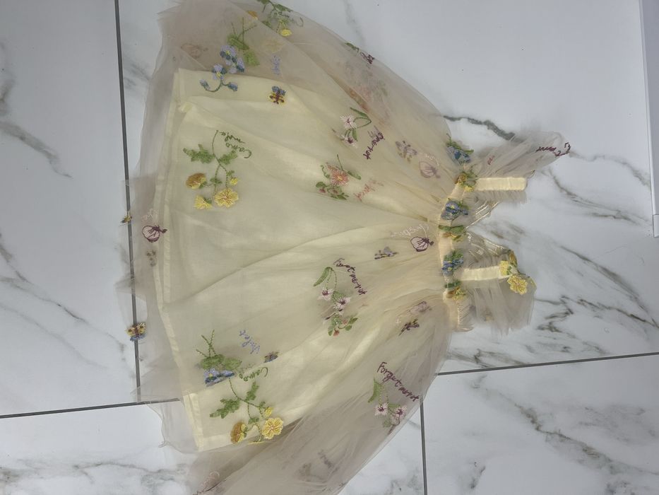 Красива дитяча сукня