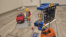 Zestaw garaż mechanika playmobil