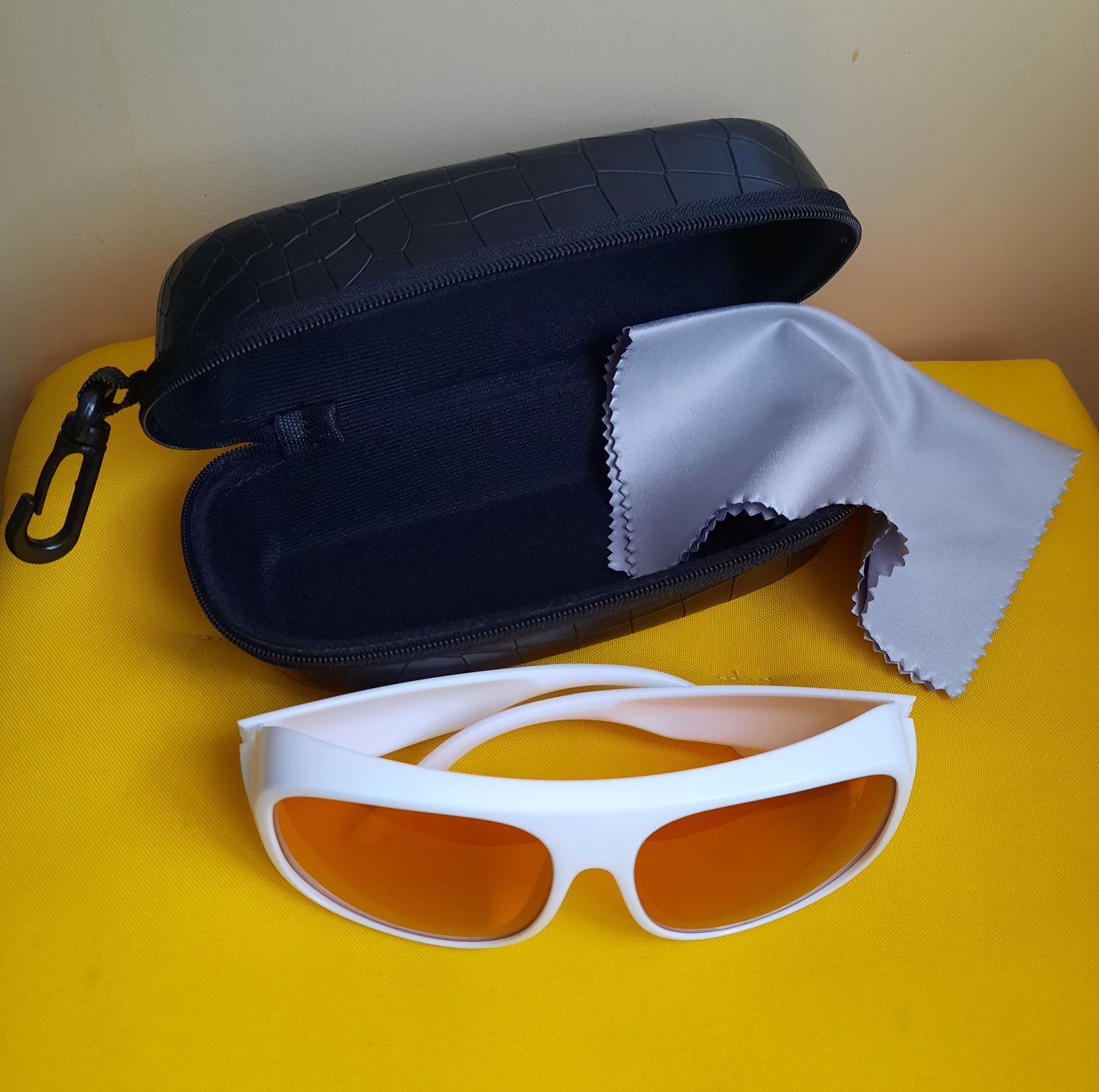 Защитные очки от неодимового лазера. Модель GTY-52