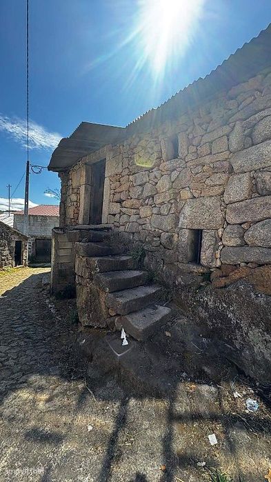 Moradia T0 para venda