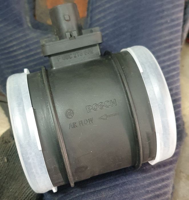 Датчик ДМРВ Opel Insignia