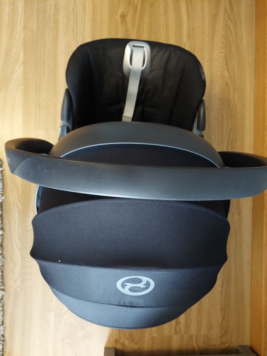 Ovinho Cybex Cloud Z i-Size
Venda Carrinho de Bebé Quinny Mood Cinza -