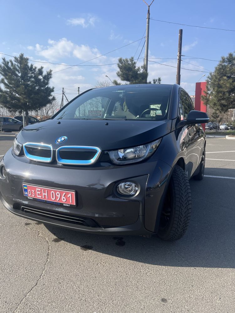 Продам BMW I3