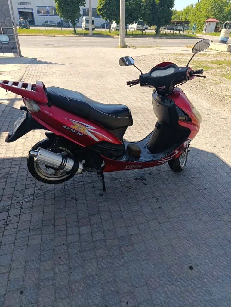 Скутер Yiben YB 150T-15