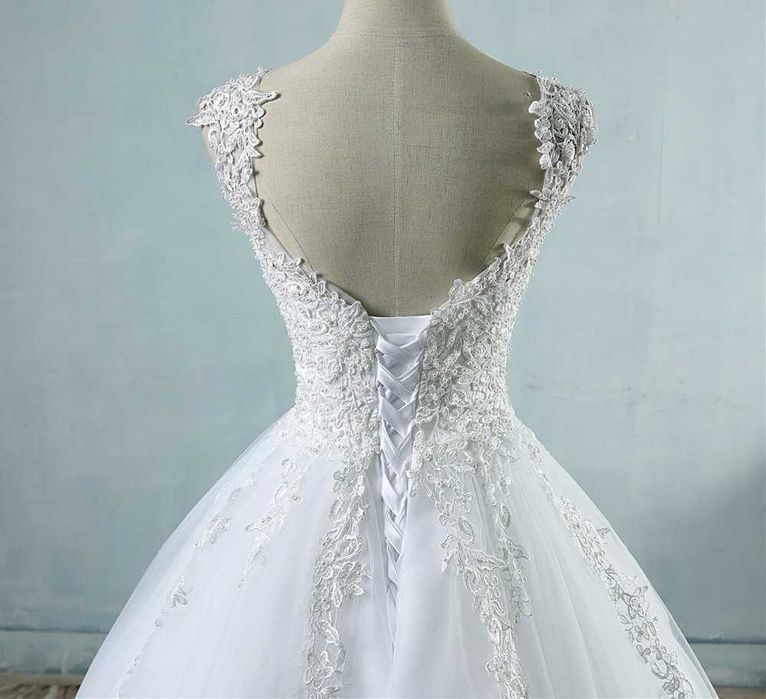 Suknia ślubna #53 biała haft koronka zdobiona rozmiar 36 S