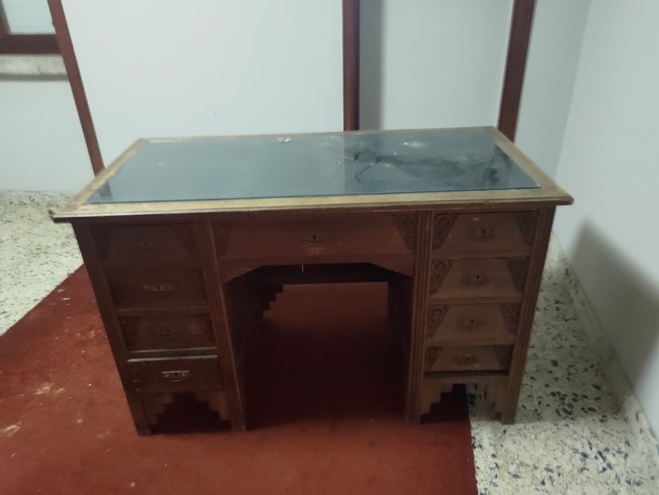 Secretaria antiga madeira maciça