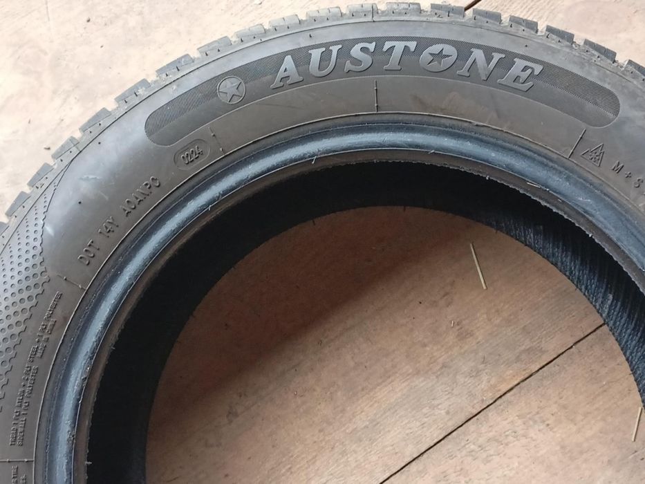 Opony wielosezonowe 2sztuki 185/60/15