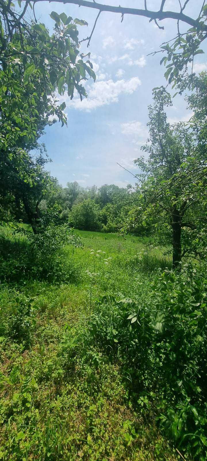 Продається будинок. Передмістя м. Кам'янця - Подільського.