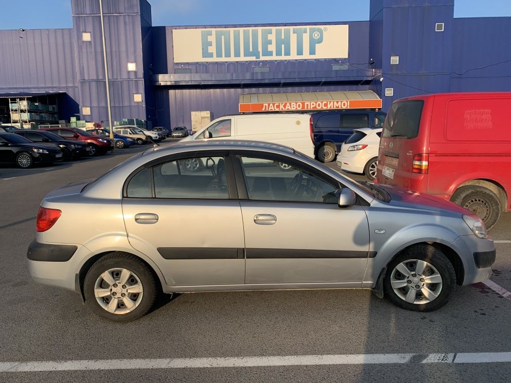 Продам Kia rio ll 2007