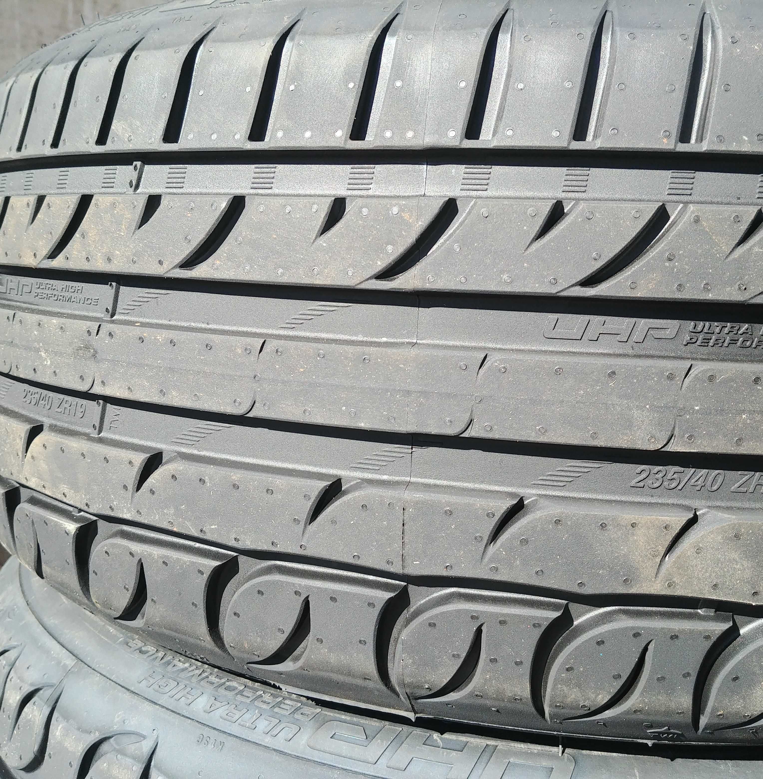 Nowe opony letnie 225/55 R17 101Y XL KORMORAN UHP, osobowe