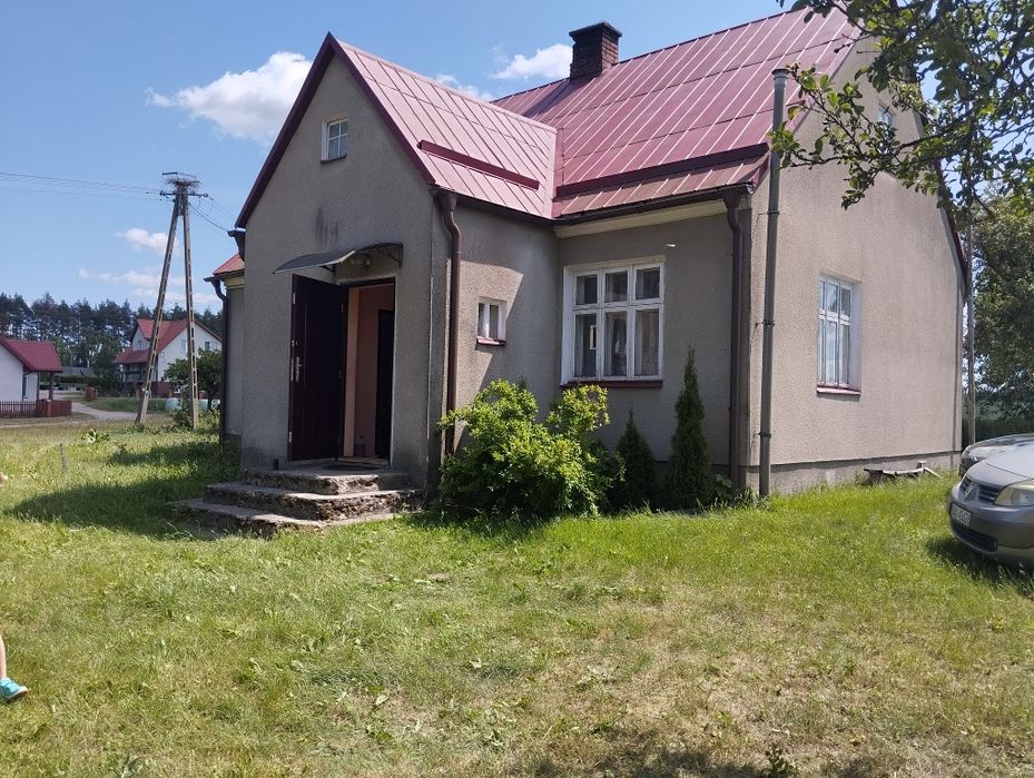 Siedlisko na sprzedaż w m. Cisów. Cena za całość.