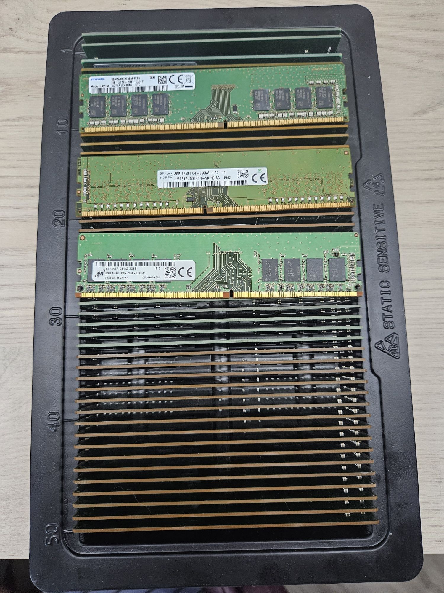Оперативная память для ПК 8Gb DDR4-2666Mhz (PC4-21300)