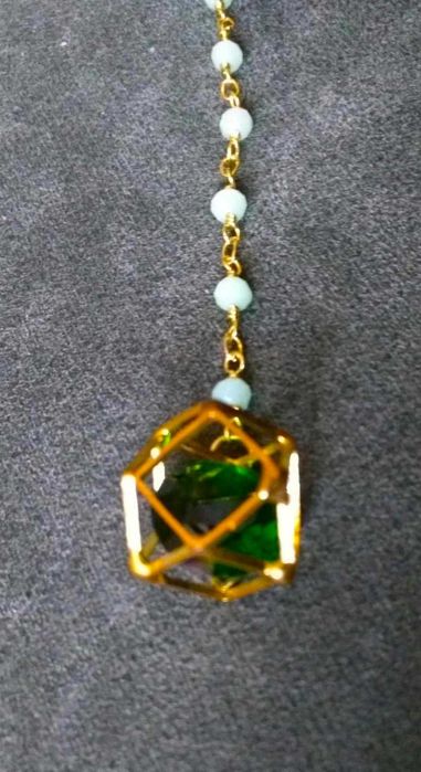 Colar Aço Tripartido c/ Contas e Pedra Verde NOVO