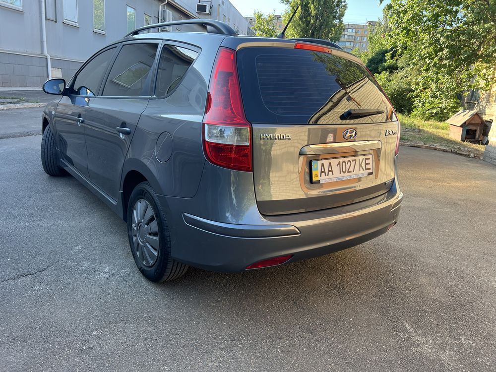 Продам HYUNDAI I 30
