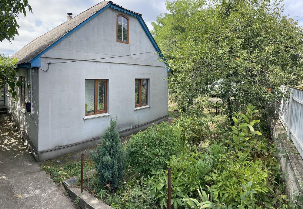 Продаж гарного будинку в мальовничій частині міста Корсунь!