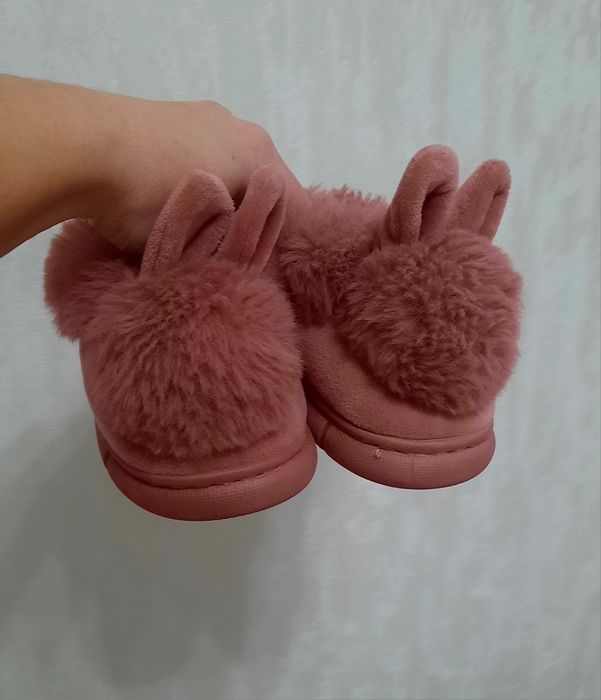 Дитячі тапочки зайчики 22,5-23 розмір