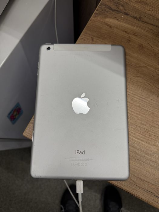 Продам планшет айпад apple iPad mini A1455