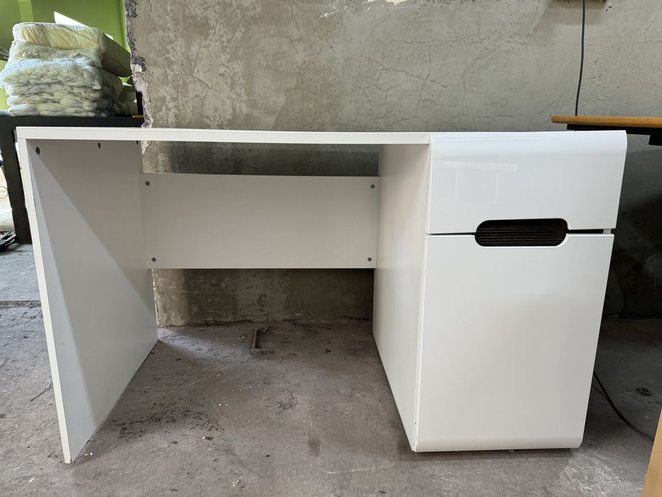 Biurko stan bardzo dobry