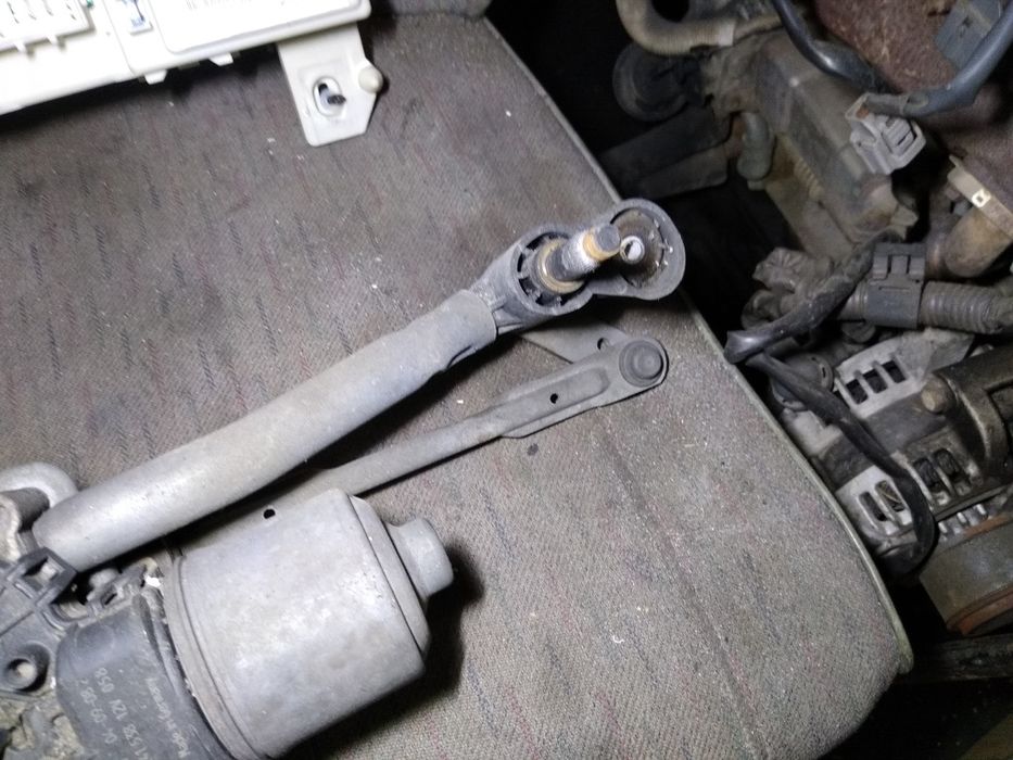 Mechanizm wycieraczek przód silniczek opel astra h oryginał Europa kom