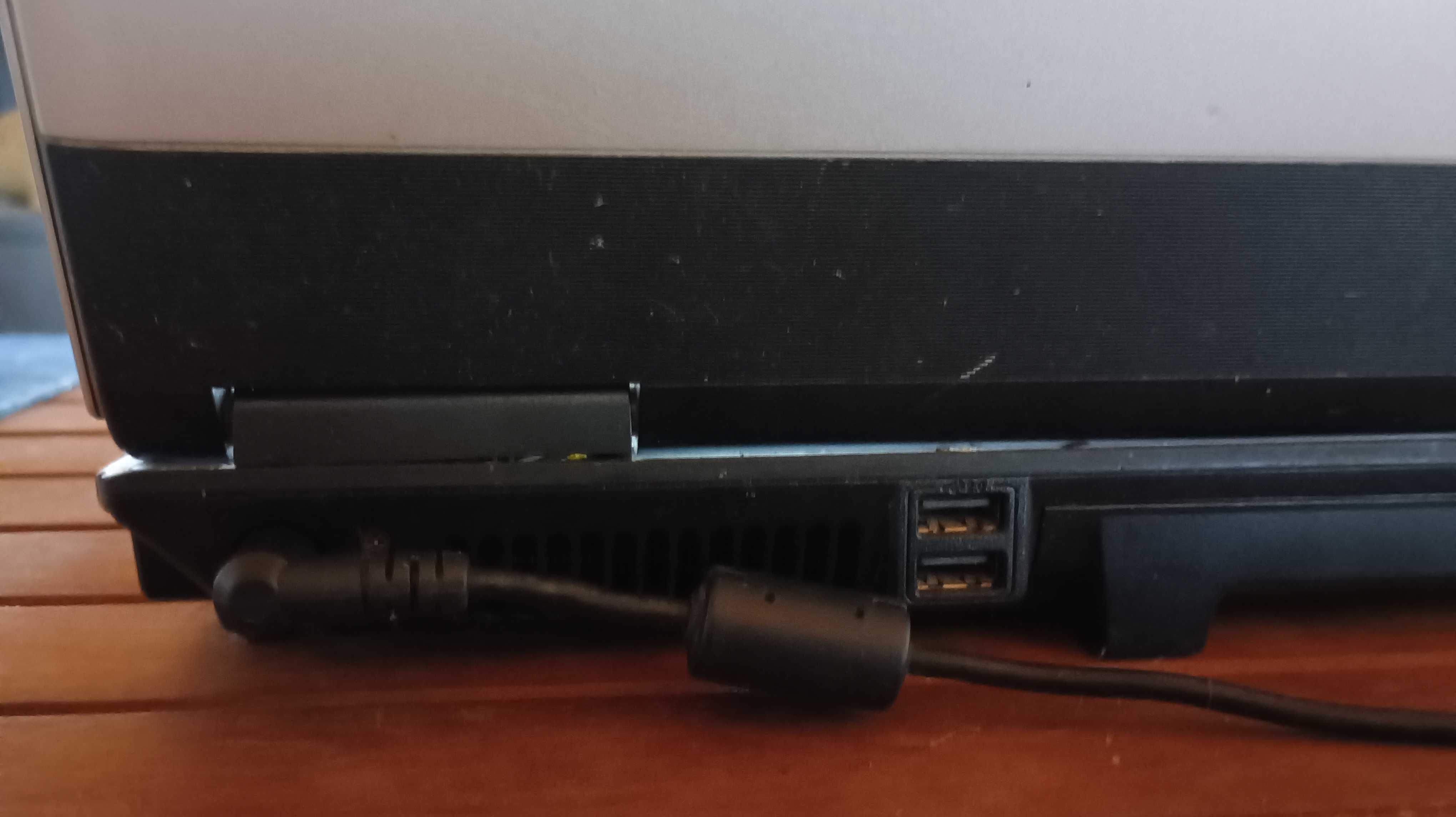 ASUS Z53SV totalmente operacional.