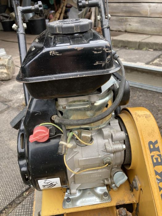 Виброплита honker