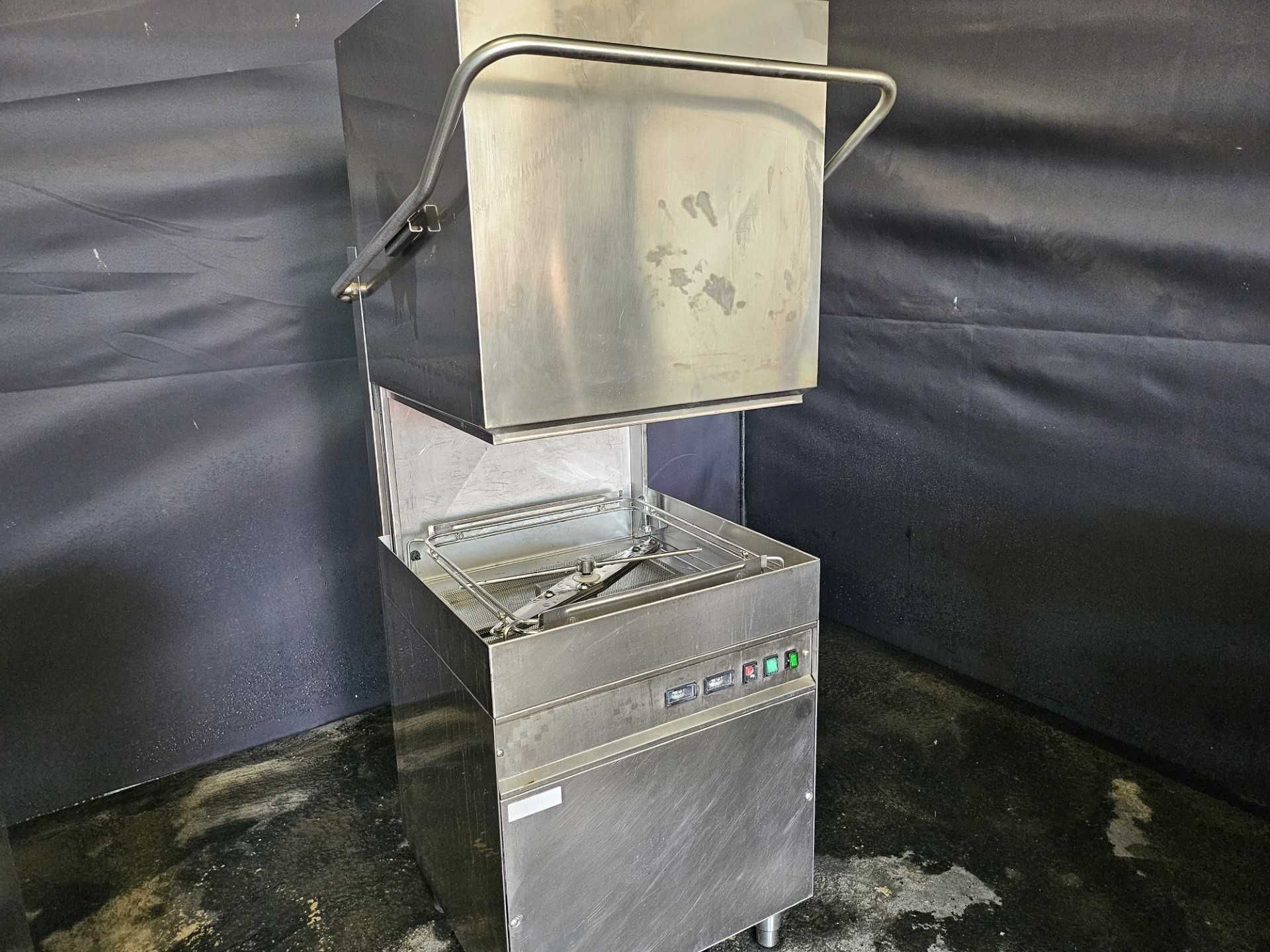 Máquina de lavar loiça industrial