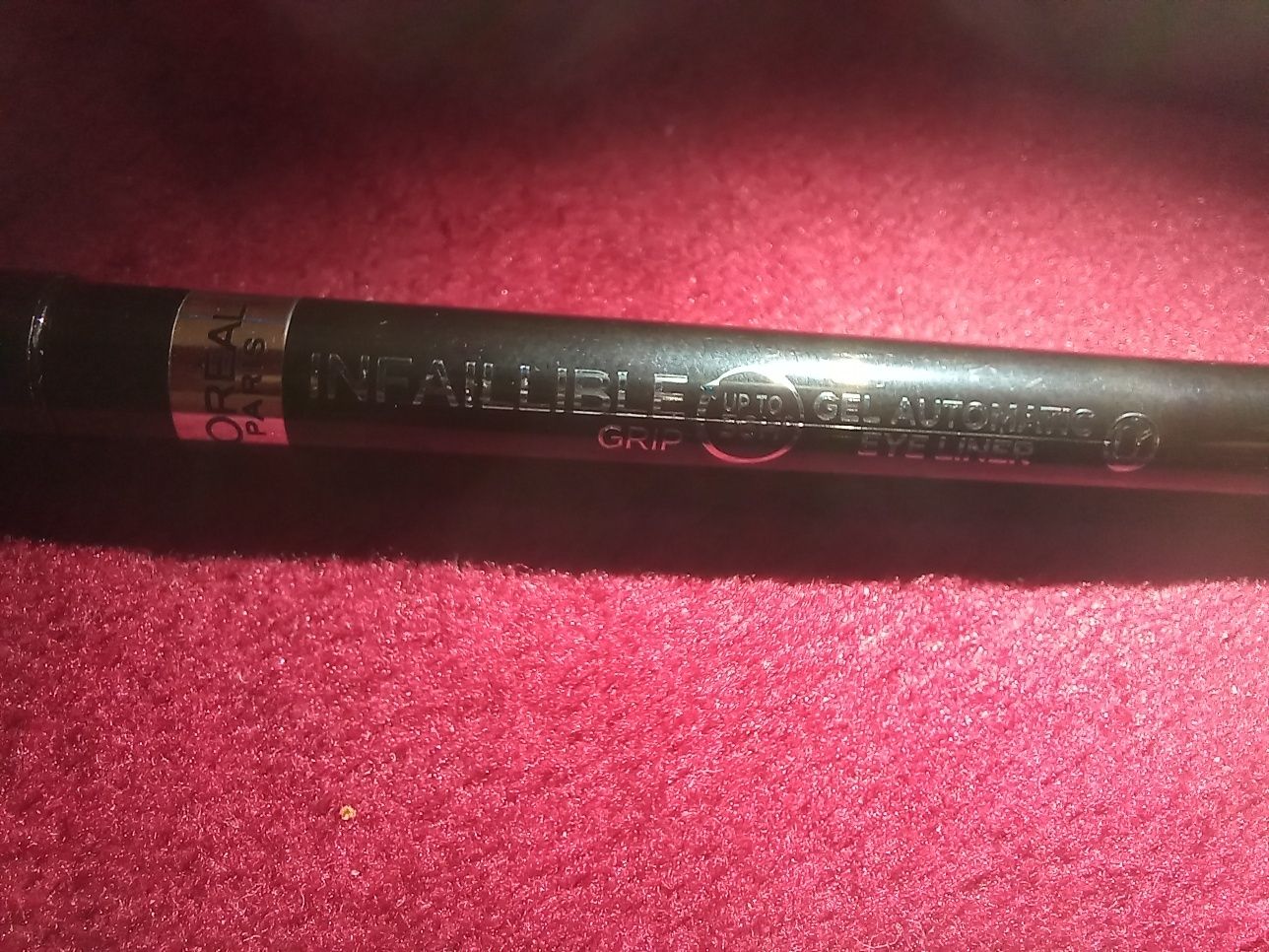 Kredka do oczu Loreal nr 001 Intense Black