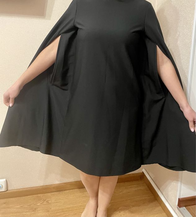 Сукня-кейп жіноча XS