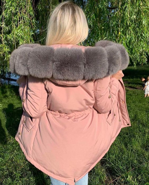 Парка з натуральним хутром