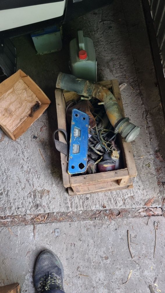 Syrena 102 motopompa polonia dzik wał głowica karter cylinder magneto