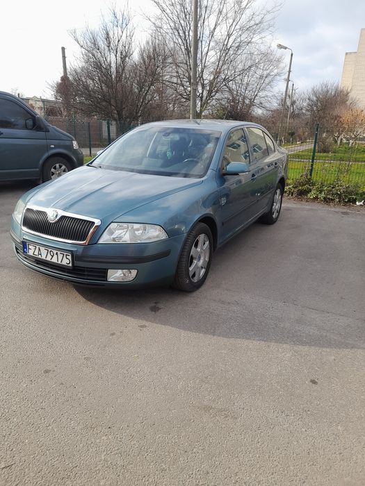 продам машину 2600