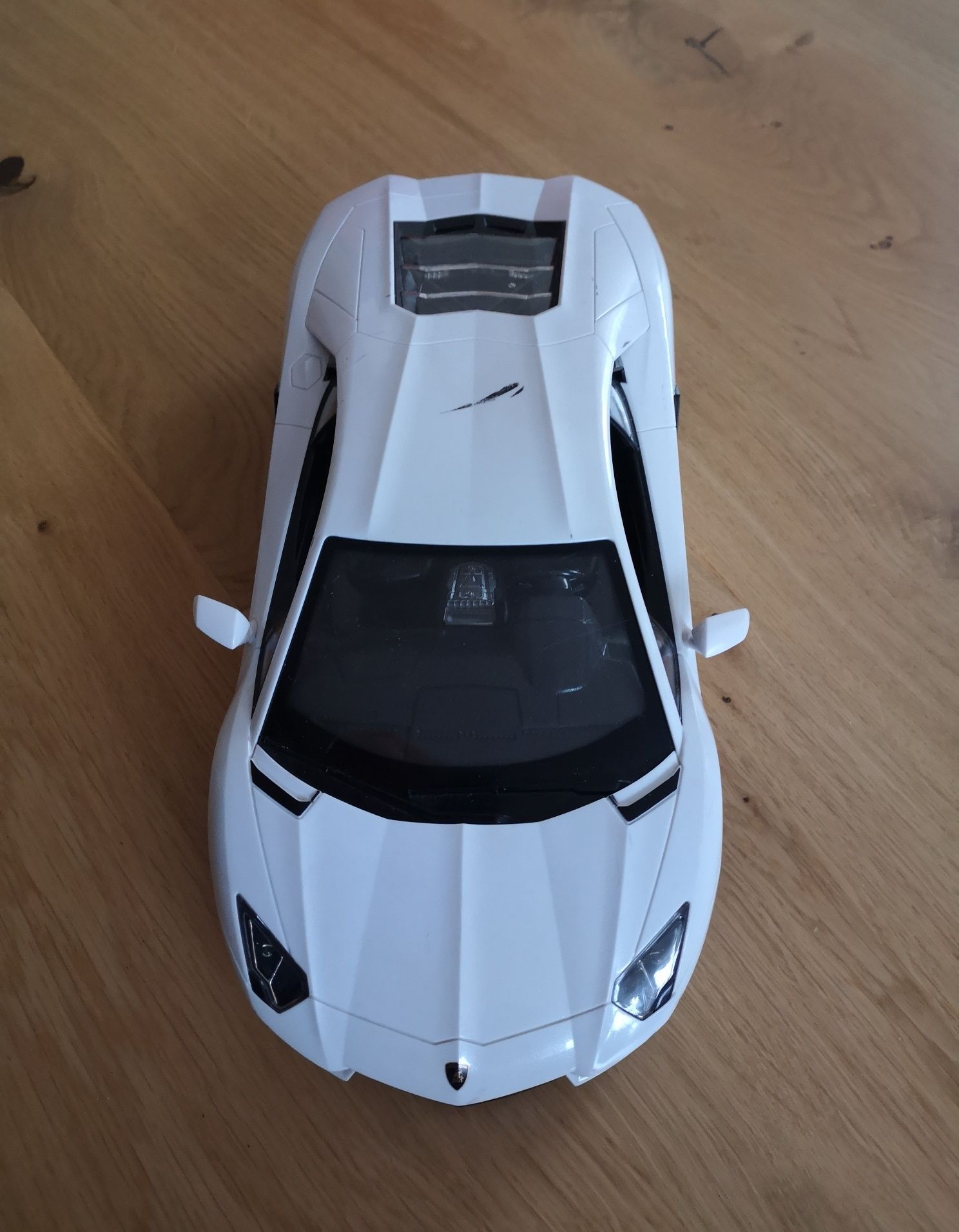 Auto sterowane na pilota Lamborghini Aventador białe