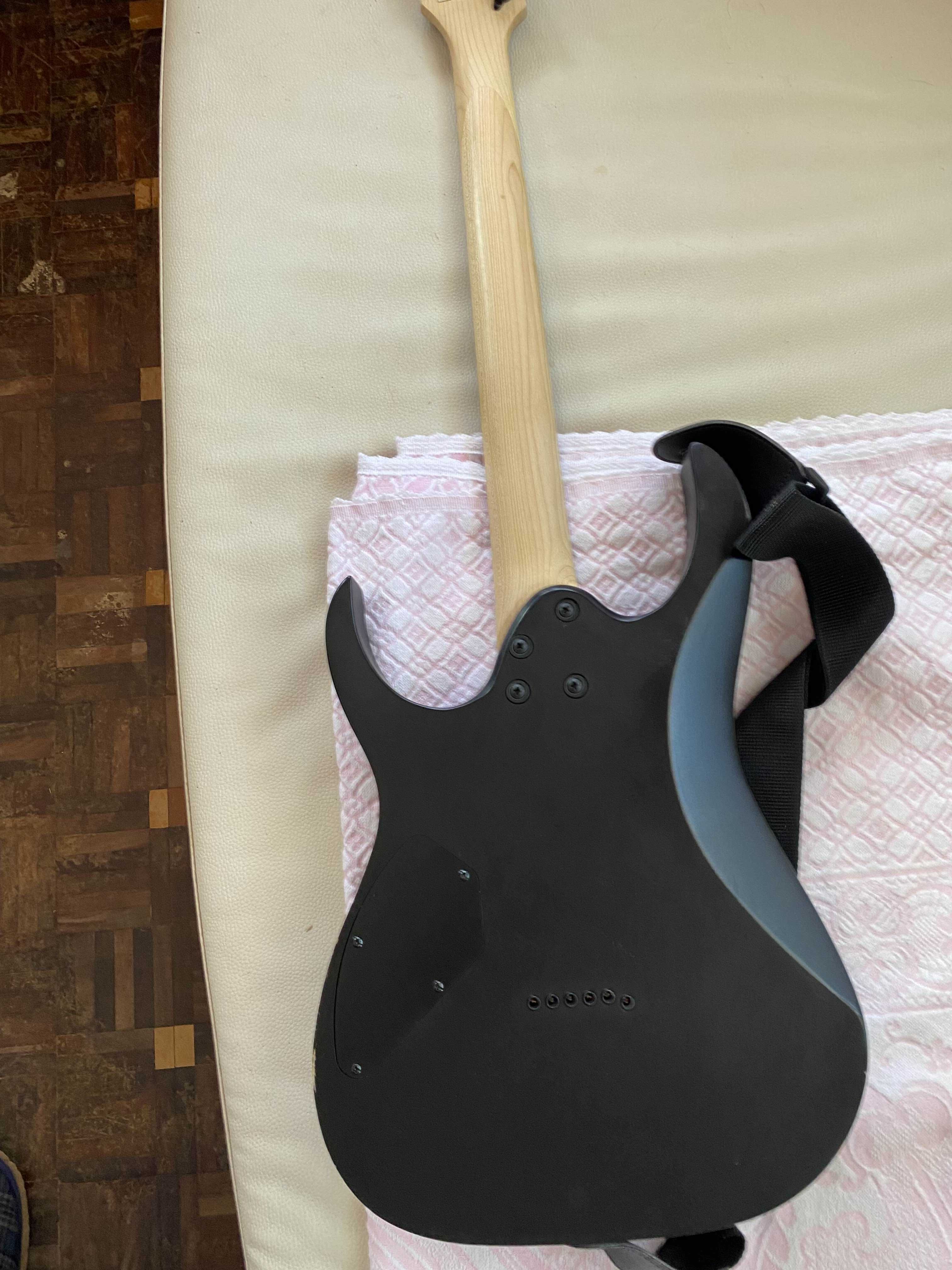 Ibanez GRG121DX-BKF + Combo + Acessórios