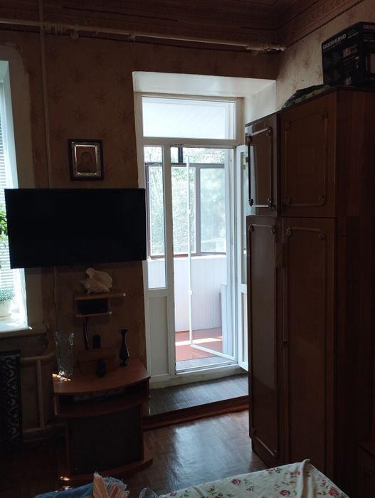 Продам затишну квартиру в центрі