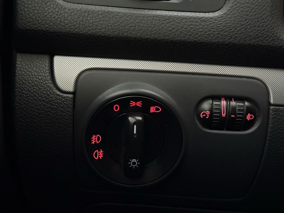 Volkswagen Golf 5 1.6 mpi 2007 рік