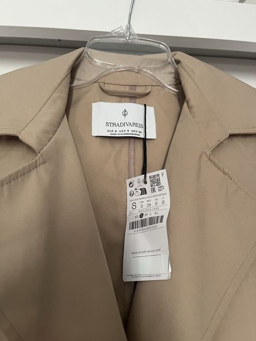 Trencz beżowy stradivarius nowy