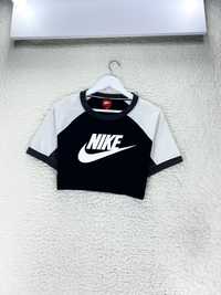 Топ Nike big logo nsw swoosh tech fleece