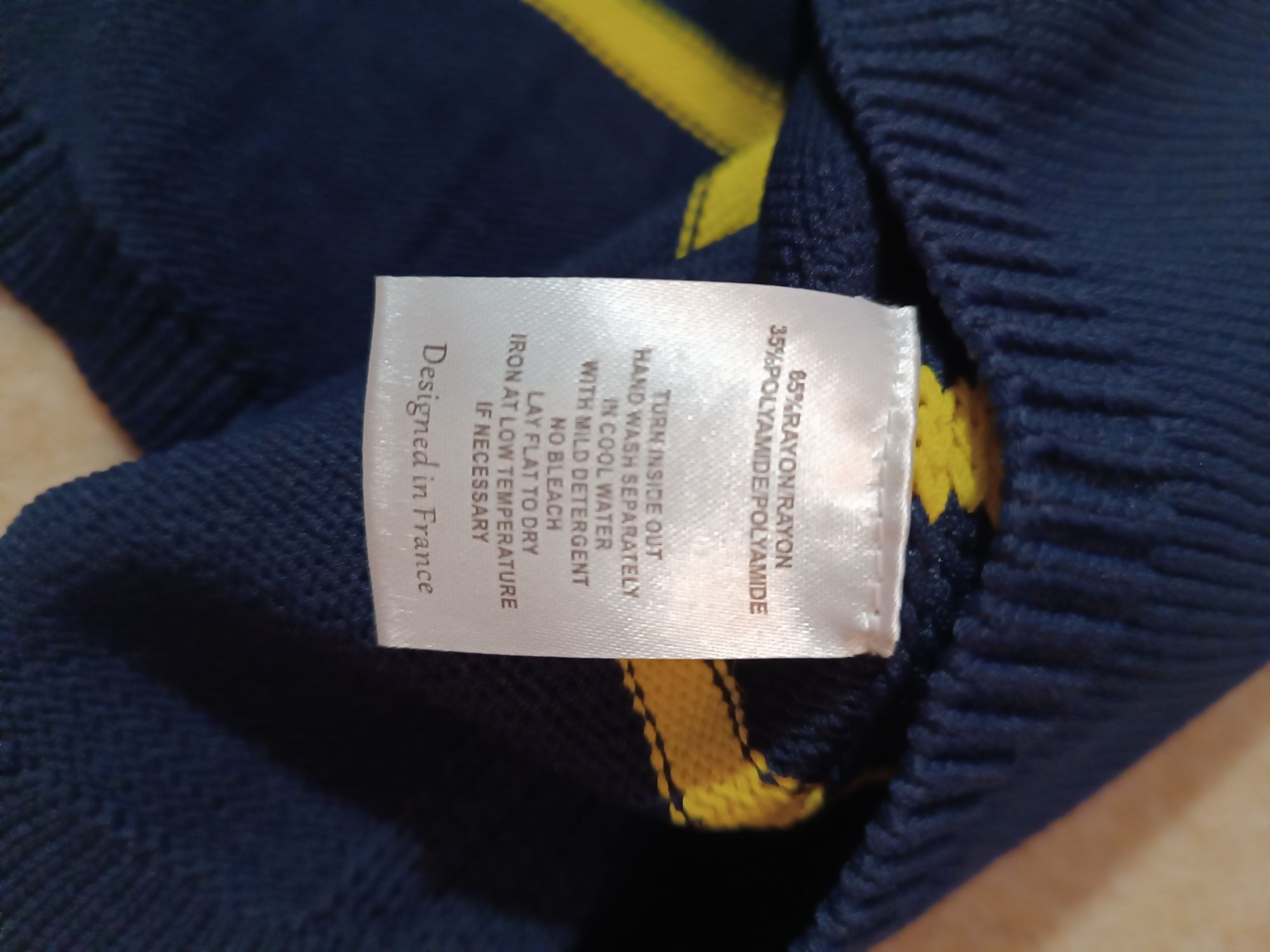 Продам жіночий светр