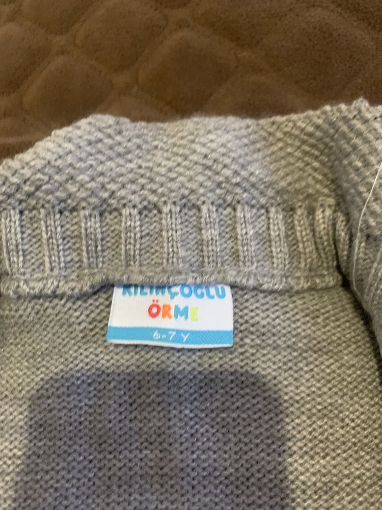 Джемпер,кофта,свитер,светр на малчика 6-7 лет