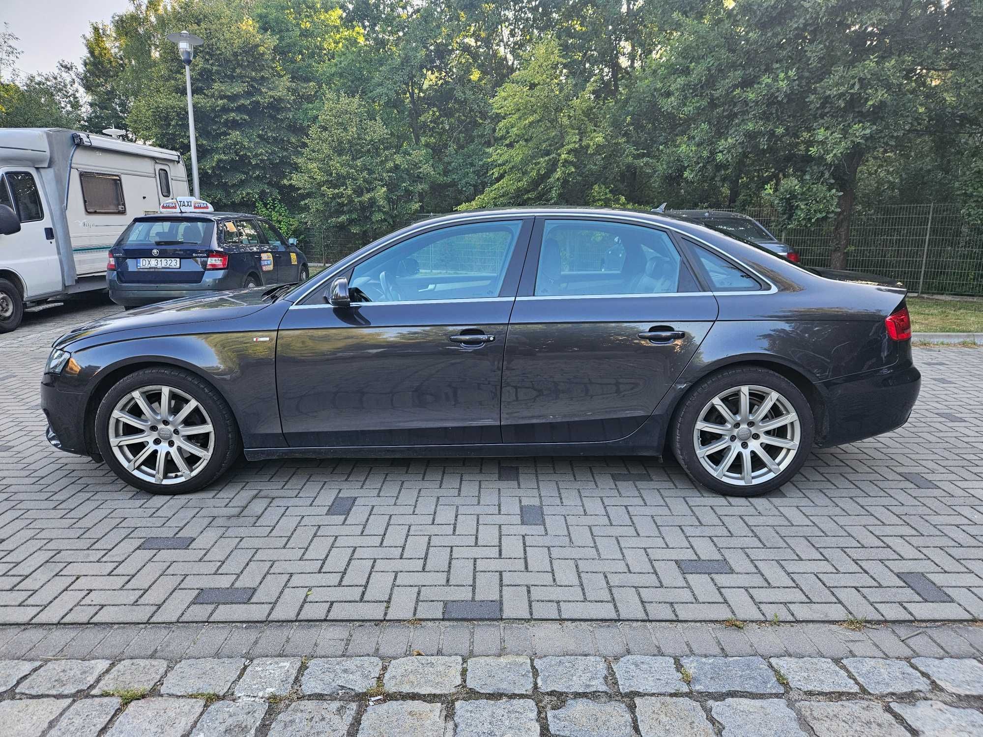 Audi A4 B8 2.0 TFSI S line